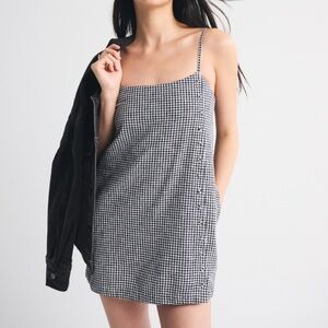 NWT Abercrombie Black and White Gingham Dress